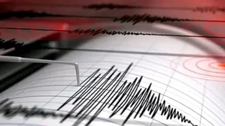 الأرض تتنفس رعباً في تماسينت: هزة “الواحدة زوالاً” توقظ كوابيس الريف وتضع الساكنة في مواجهة الذاكرة