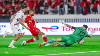 أولمبيك آسفي يصعق الوداد ويعبر لنصف نهائي ‘الكاف’