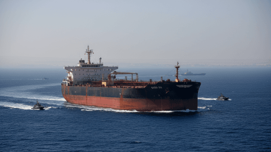 مضيق هرمز.. واشنطن “تتوسل” بكين وإيران تفرض اليوان