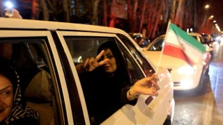 من تونس الى ايران اغنية لاجل طهران