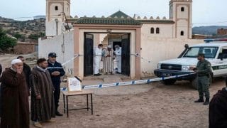 صورة من داخل احد المساجد المغربية جرى فيها اعتداء على الإمام بواسطة السلاح الابيض