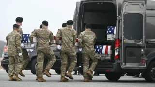 طائرة أمريكية.. مقتل 6 جنود بالعراق وإيران تتبنى