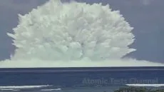 أول انفجار نووي يتم تنفيذه تحت الماء