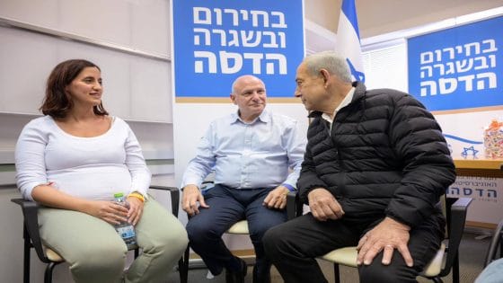 بنيامين نتنياهو يكشف لأول مرة عن إصابته بورم خبيث