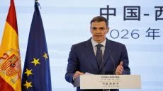 من بكين.. سانشيز يهاجم إسرائيل: القانون الدولي يُنتهك بشكل صارخ، وشرعية العالم تتعرض للطمس