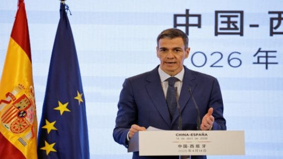 من بكين.. سانشيز يهاجم إسرائيل: القانون الدولي يُنتهك بشكل صارخ، وشرعية العالم تتعرض للطمس