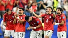 مصر تتأهل لثمن نهائي كأس العالم لأول مرة في تاريخها بفوز مثير على أستراليا